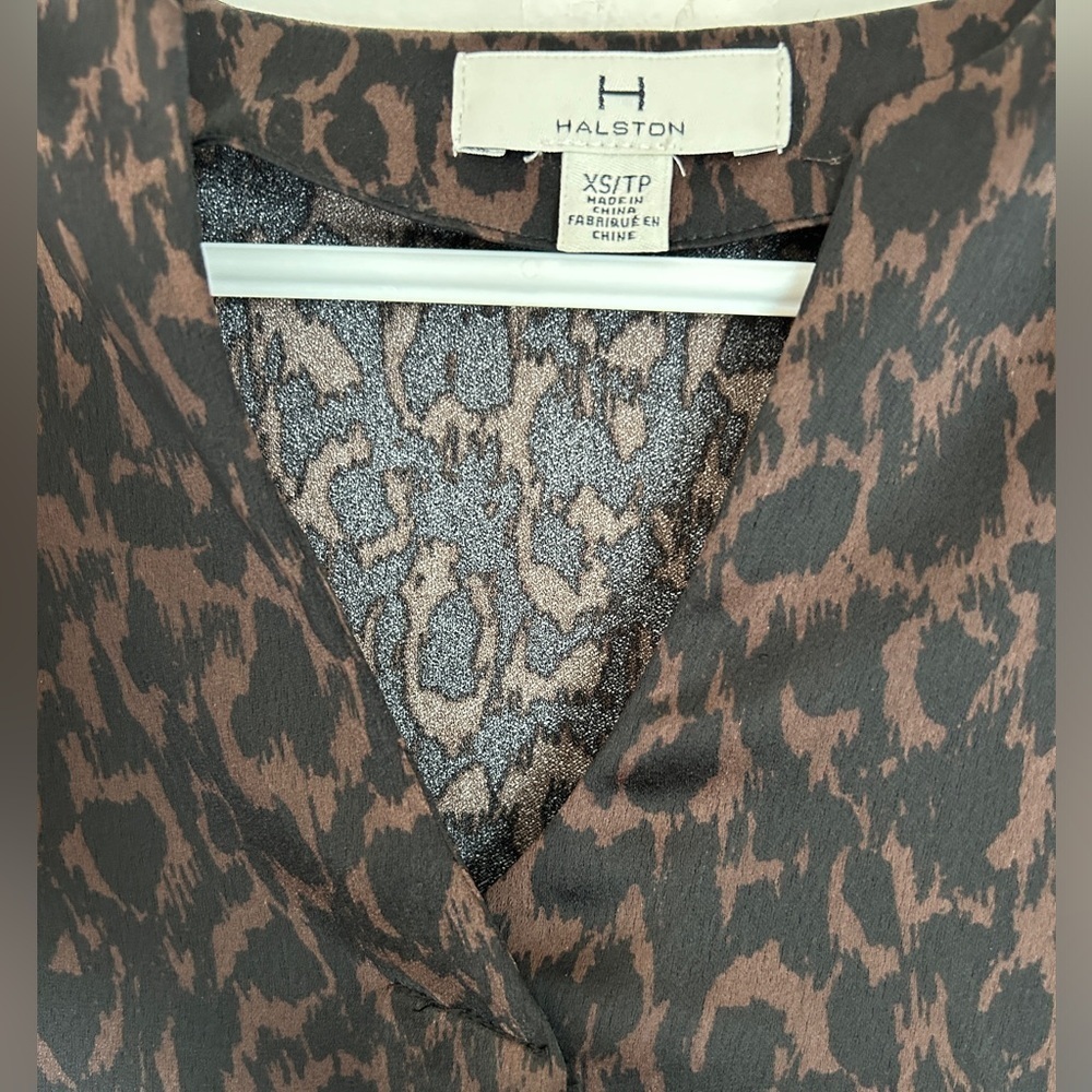 HALSTON Blouse Size XS - Picture 6 of 9